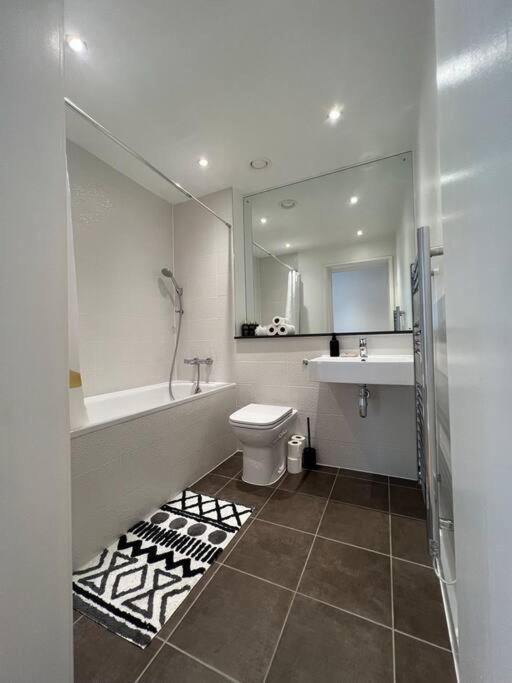 2 Bedroom Modern City Centre Bournemouth Apartment Kültér fotó